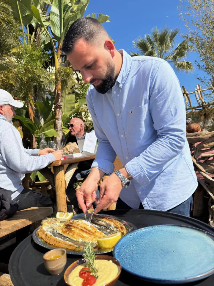 restaurant avec vue sur la mer